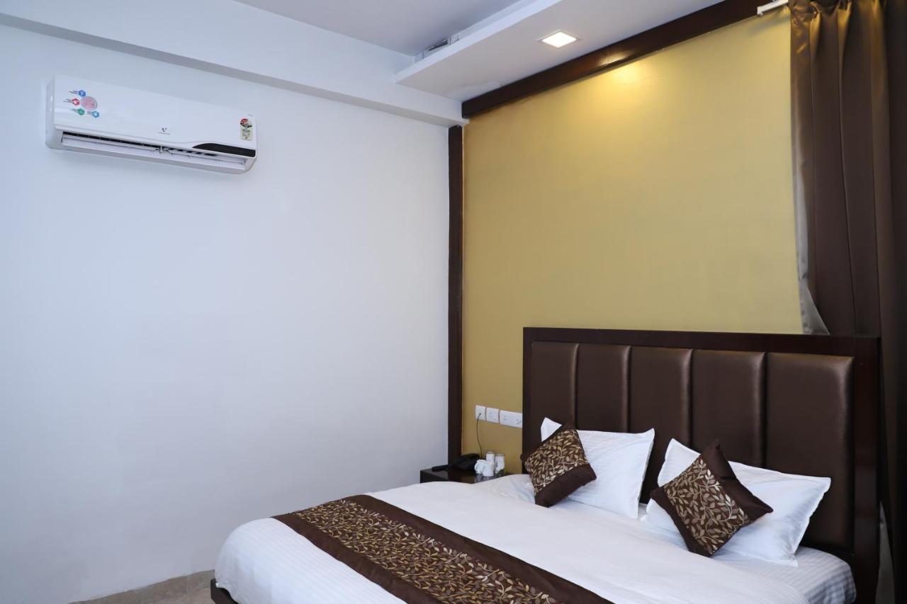 Nirvana Rooms Gurgaon Eksteriør billede