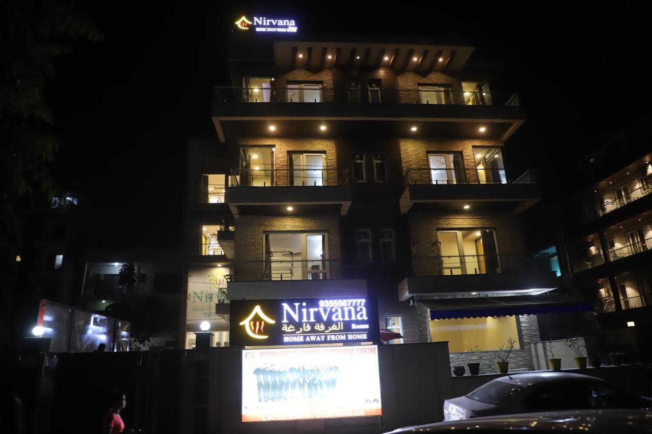 Nirvana Rooms Gurgaon Eksteriør billede