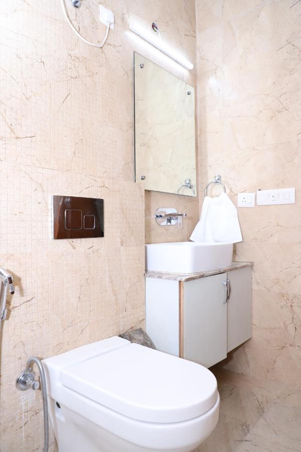 Nirvana Rooms Gurgaon Eksteriør billede