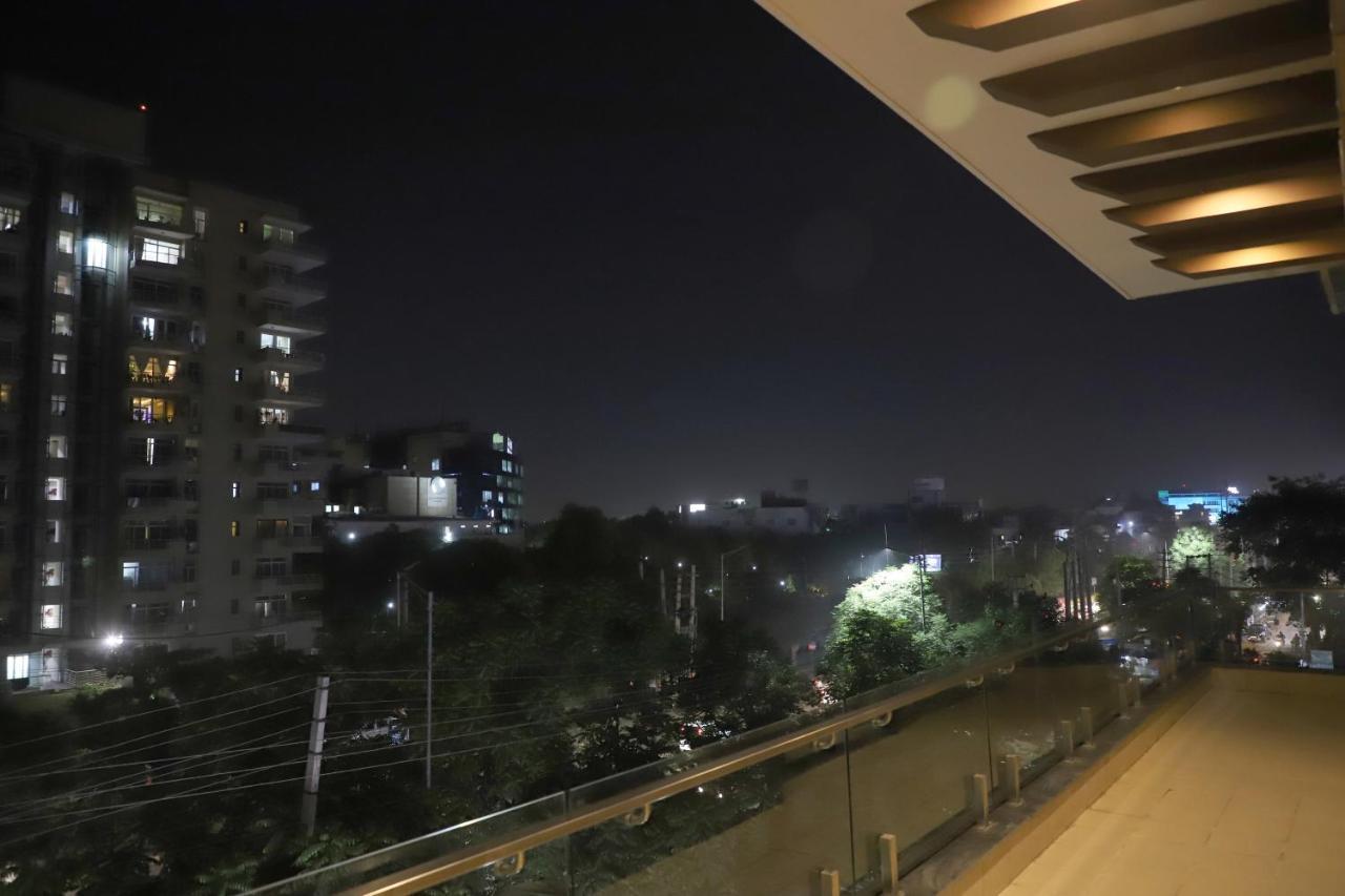 Nirvana Rooms Gurgaon Eksteriør billede