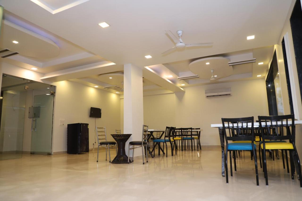 Nirvana Rooms Gurgaon Eksteriør billede